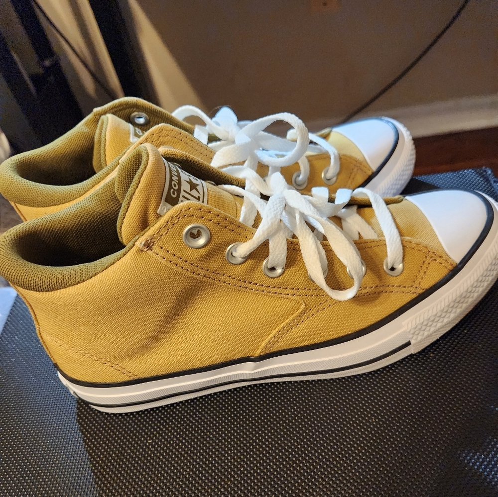 Converse All Star Yellow Canvas Low-Top Sneakers - Picture 3 of 4